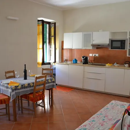 Le Bazure Apartment