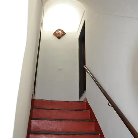 Le Bazure Apartment
